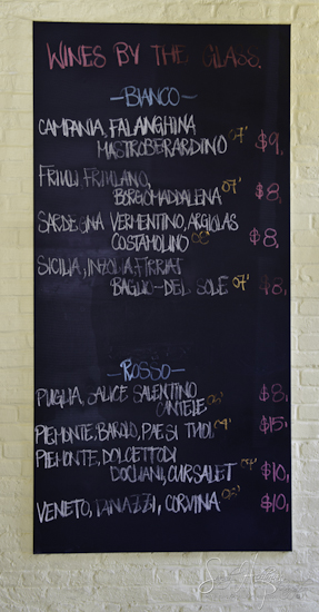 Centro Vinoteca, Amy Bandolik