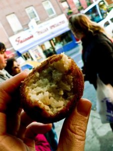 16232_344828910601_175523290601_9890222_2620690_n